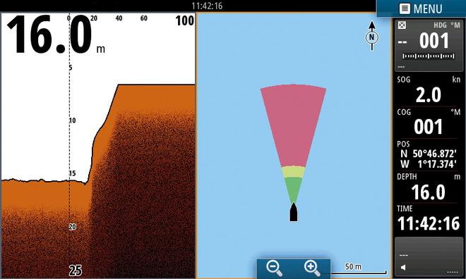 Simrad’s new ForwardScan, operating in duals-screen view © Simrad Yachting